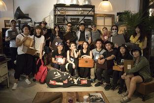 娱乐新闻校园,娱乐新闻里的青春旋律